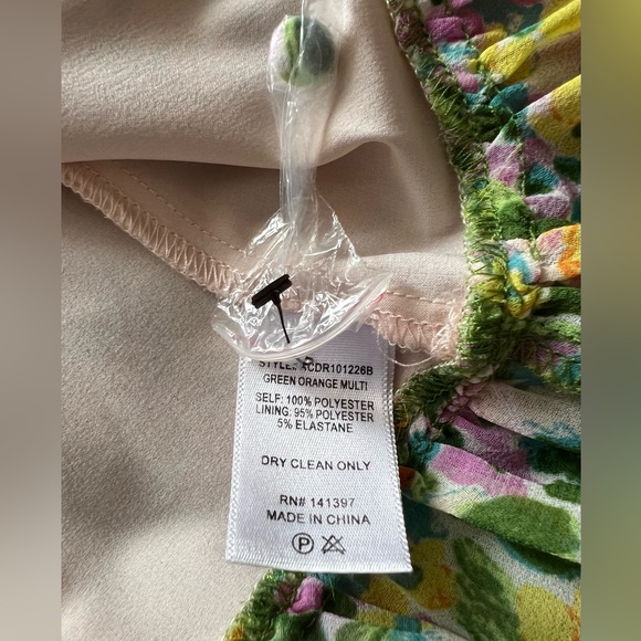 ASTR The Label Women's Midsummer Midi Dress Size S In Green Orange Floral - Picture 11 of 15